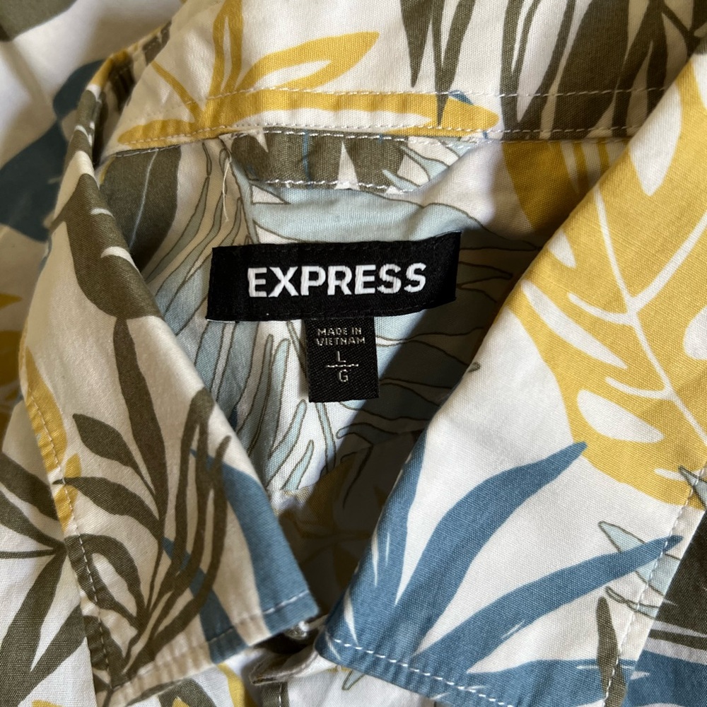 EXPRESS Tropical Button Down Shirt EUC - image 6